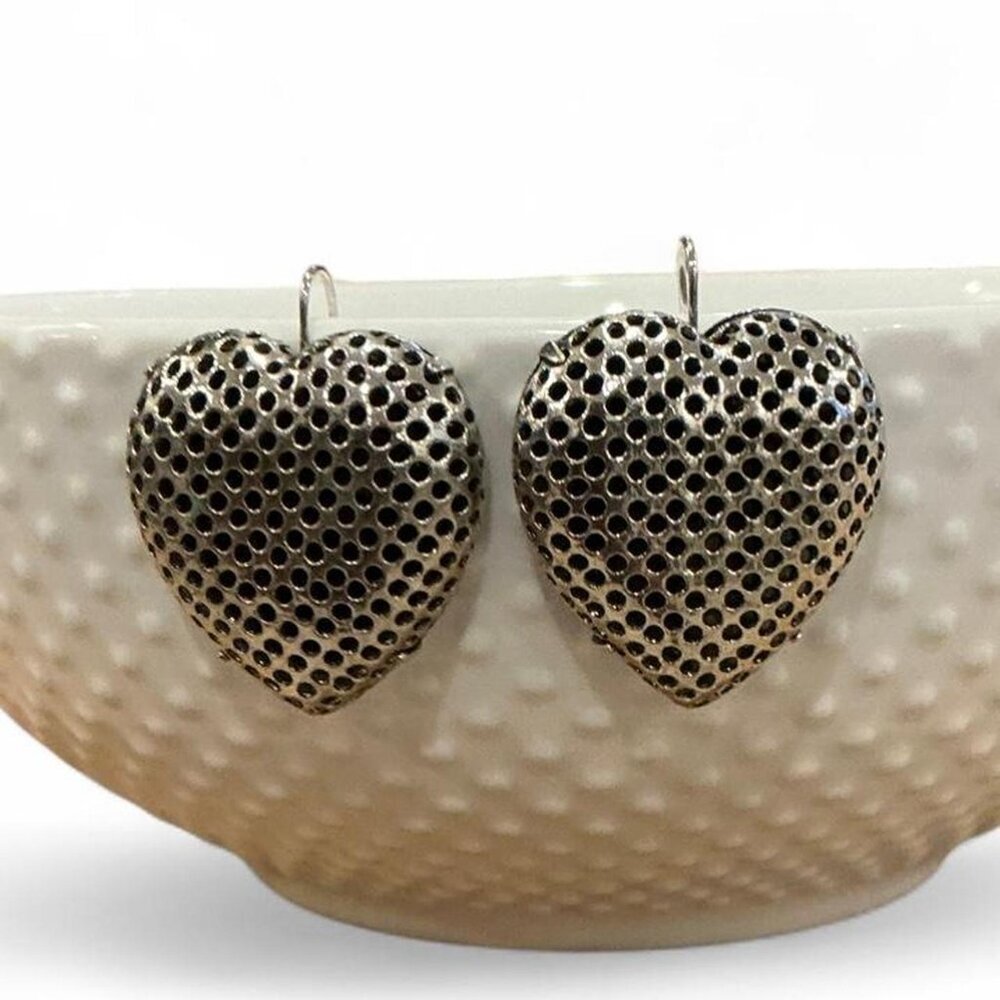 Textured silver tone heart dangle bubble pierced earrings perforated‎ chunky